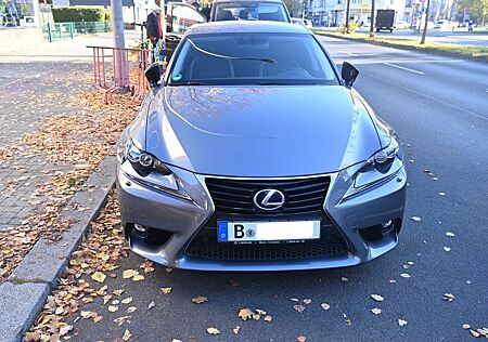 Lexus IS 300 IS 300h Exe.Line Autom. Hybrid m.LED Paket