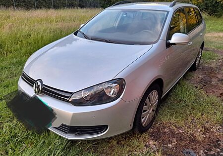 VW Golf Volkswagen 1.2 TSI Variant kamera navi carplay pdc