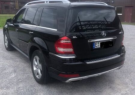 Mercedes-Benz GL 350 BlueTEC 4MATIC - kleine schaden hinten st