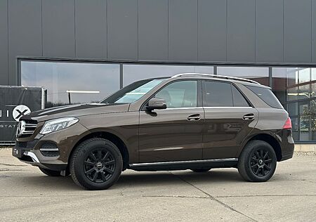 Mercedes-Benz GLE 350 GLE 350d 4Matic 360 Grad Kamer AHK LEDER 1.Hand