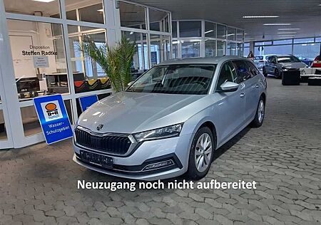 Skoda Octavia Combi 2.0 TDI Style DSG NAVI+SHZ+LED