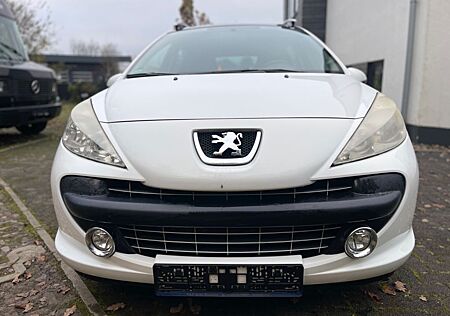 Peugeot 207 SW Sport,Panoramadach,Klimaanlage ,PDC hin.