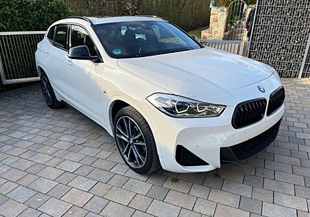 BMW X2 X220ix M Paket Pano NavPL HUD Apple ACC HiFi Mem