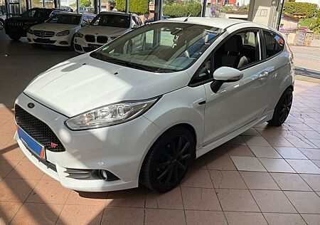 Ford Fiesta ST 1,6 Ecoboost