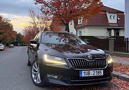 Skoda Superb 2.0 TDI SCR 140kW DSG Style Combi Style