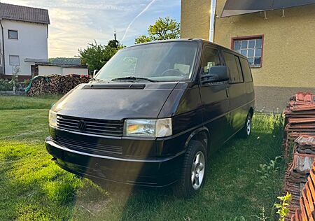 VW T4 Caravelle Volkswagen SYNCRO 2,5-l-Otto AHK