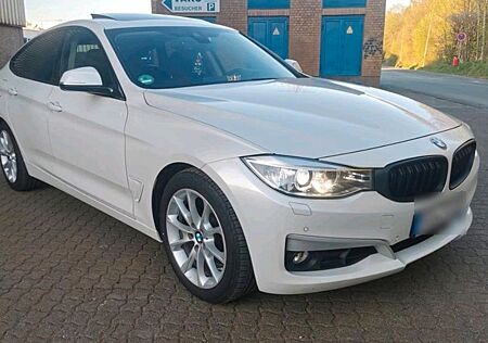 BMW 330d 330 Gran Turismo Gran Turismo xDrive Mo...