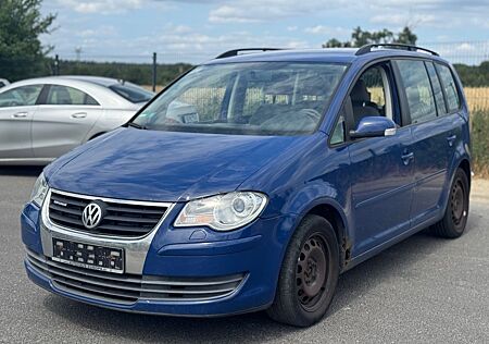 VW Touran Volkswagen 1.9 TDI Trendline BlueMotion 7 Sitzer