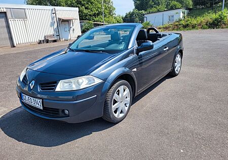 Renault Megane Coupé Dynamique 1.6 16V 110 Dynamique