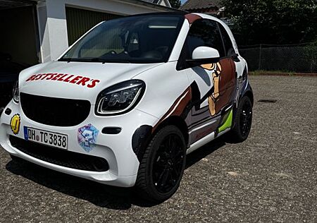 Smart ForTwo Prime Navi/JBL/Brabus/SHZ/Voll LED/Allw.
