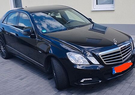 Mercedes-Benz E 200 CGI BlueEFFICIENCY AVANTGARDE AVANTGARDE