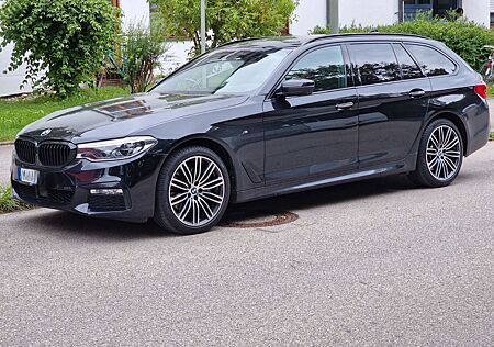 BMW 530d xDrive Touring A -