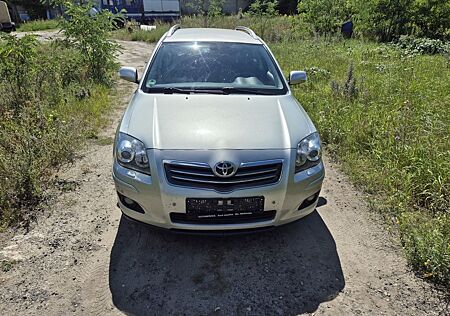 Toyota Avensis Kombi 2.2 D-CAT Executive