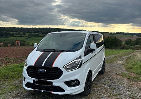Ford Tourneo Custom