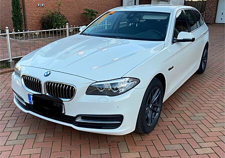 BMW 525d xDrive Touring A -