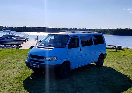 VW T4 Caravelle Volkswagen Camper LR