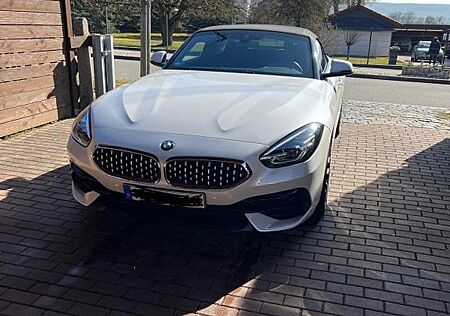 BMW Z4 Roadster sDrive 20 i Sport Line