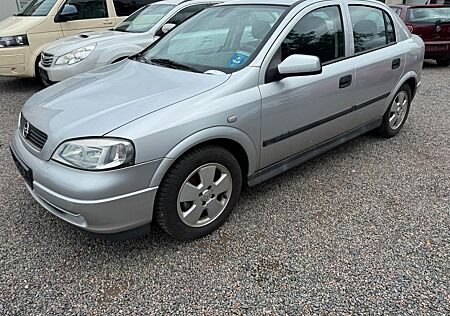 Opel Astra 1.6