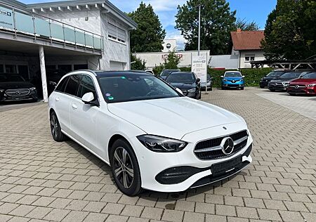 Mercedes-Benz C 300 T e*Pano*MBUX*Distr.*RCAM*AHK