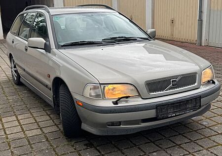 Volvo V40 2.0 Sitzheizung Klima