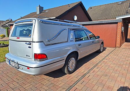 Ford Crown Victoria, Leichenwagen, LKW-Zulassung