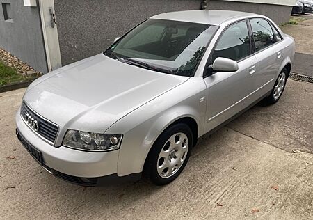 Audi A4 2.5TDI 114kW multitronic Automatik Klima PDC