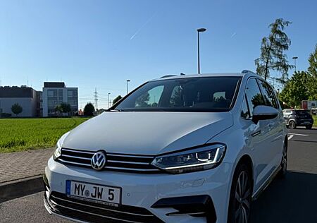 VW Touran Volkswagen 2.0 TDI R-line 190PS