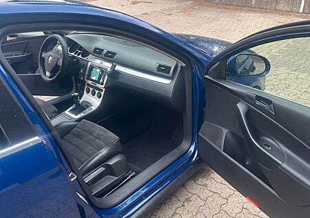 VW Passat Variant Volkswagen 2.0 TDI 125kW Highline Varian...