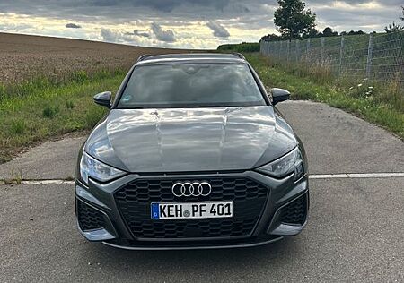 Audi A3 30 TFSI S tronic S line Sportback S line