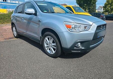 Mitsubishi ASX gebraucht kaufen Mitsubishi ASX 1.8 DI-D+ 2WD ClearTec 35 Jahre 35 Jahre