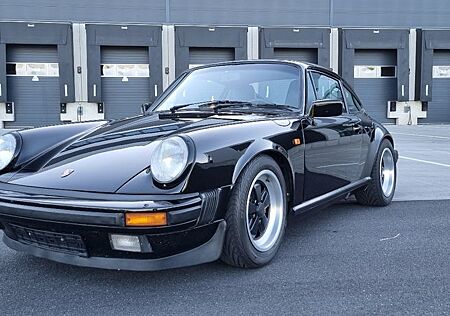 Porsche 911 Urmodell 911 Carrera 3,2L C00 uni schwarz 231PS Scheckh.