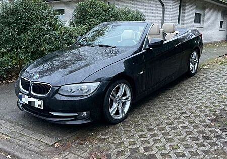 BMW 320d Cabrio E93 TÜV 7/27