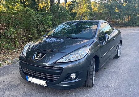 Peugeot 207 CC 120 VTi Allure