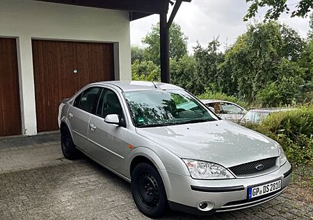 Ford Mondeo 1.8 92 kW Ghia Ghia