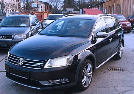 VW Passat Alltrack Volkswagen Variant 4Motion Voll! scheckeft
