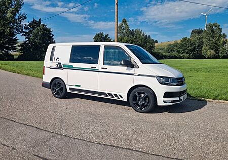 VW T6 Transporter Volkswagen Bus Camper