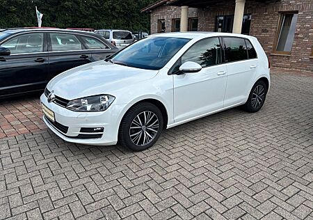 VW Golf Volkswagen VII Lim. Allstar BMT+Navi+Ahk+