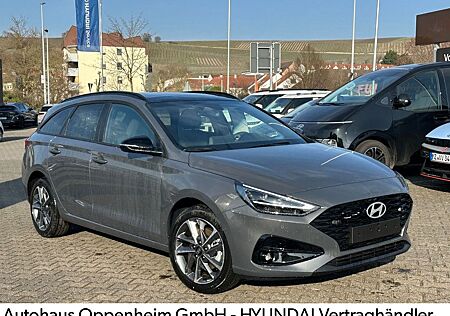 Hyundai i30 CW Advantage*LED*PDC*DCT*SHZ*FSE*ALU*NAVI*