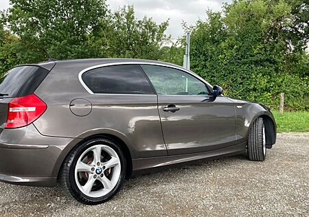 BMW 130i 130 Baureihe 1 Lim.