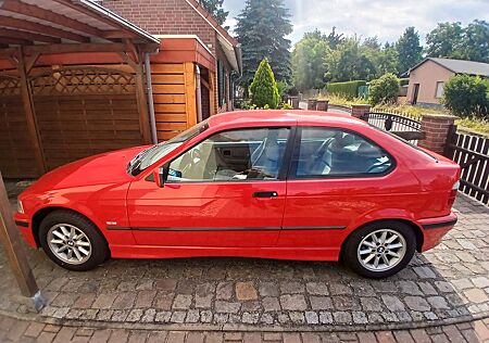 BMW 316i Compact Comfort Edition