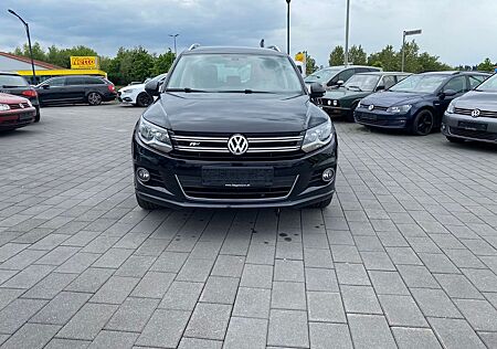 VW Tiguan Volkswagen Sport & Style BMT 4Motion R-Line