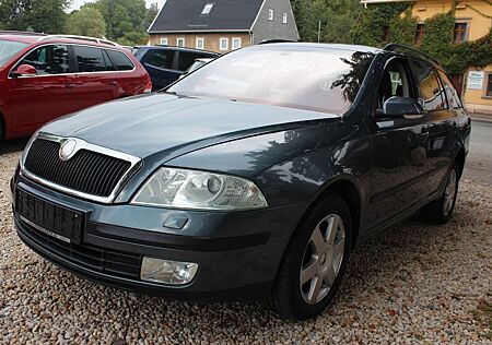 Skoda Octavia Combi 2.0 FSI ,AUTOMATIK.