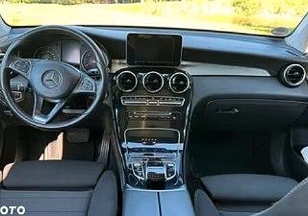 Mercedes-Benz GLC 250 d 4MATIC Autom. -