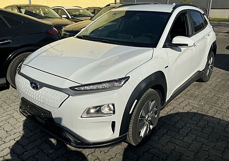 Hyundai Kona Advantage R.Cam Navi Krell Wärmepumpe SHZ