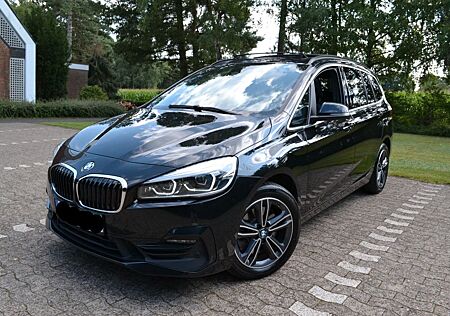BMW 2er 220 Gran Tourer xDrive Sport Line HUD/ ACC/ PANO