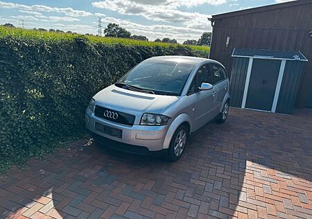 Audi A2 1,4 75PS, Klimaautomatik, Panorama