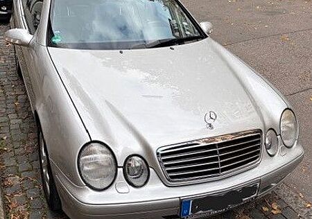 Mercedes-Benz CLK 320 AVANTGARDE - gepflegter Youngimer