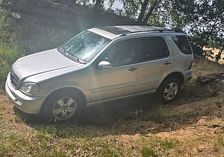 Mercedes-Benz ML 500 - V8 LPG prinzgasanlage 264000 km silber