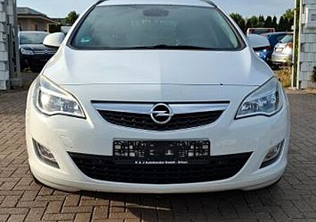 Opel Astra J Sports Tourer Design Edition