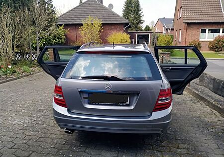 Mercedes-Benz C 220 d T -